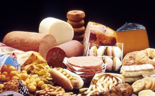 Cần tránh các loại thực phẩm khô cứng, khó tiêu cho người đau dạ dày